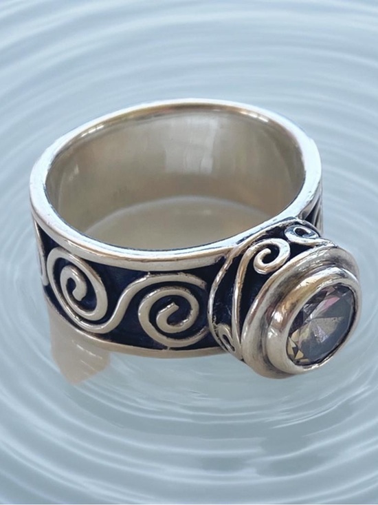 Silpada Jewelry - Silpada Vintage Rare Sterling Silver Black Swirl Ring with CZ Gem size 9 R1233